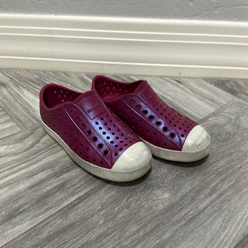 Kids Native Shoes Size 11